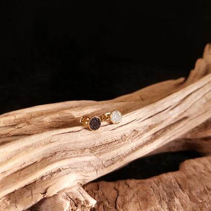 Boucles d'oreilles en laiton doré et Galuchat (diamètre 6mm)