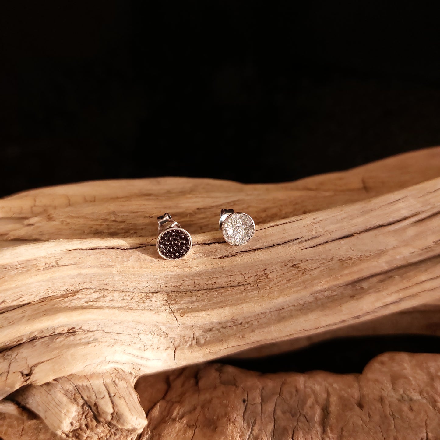 Boucles d'oreilles en Argent et Galuchat (diamètre 6mm)